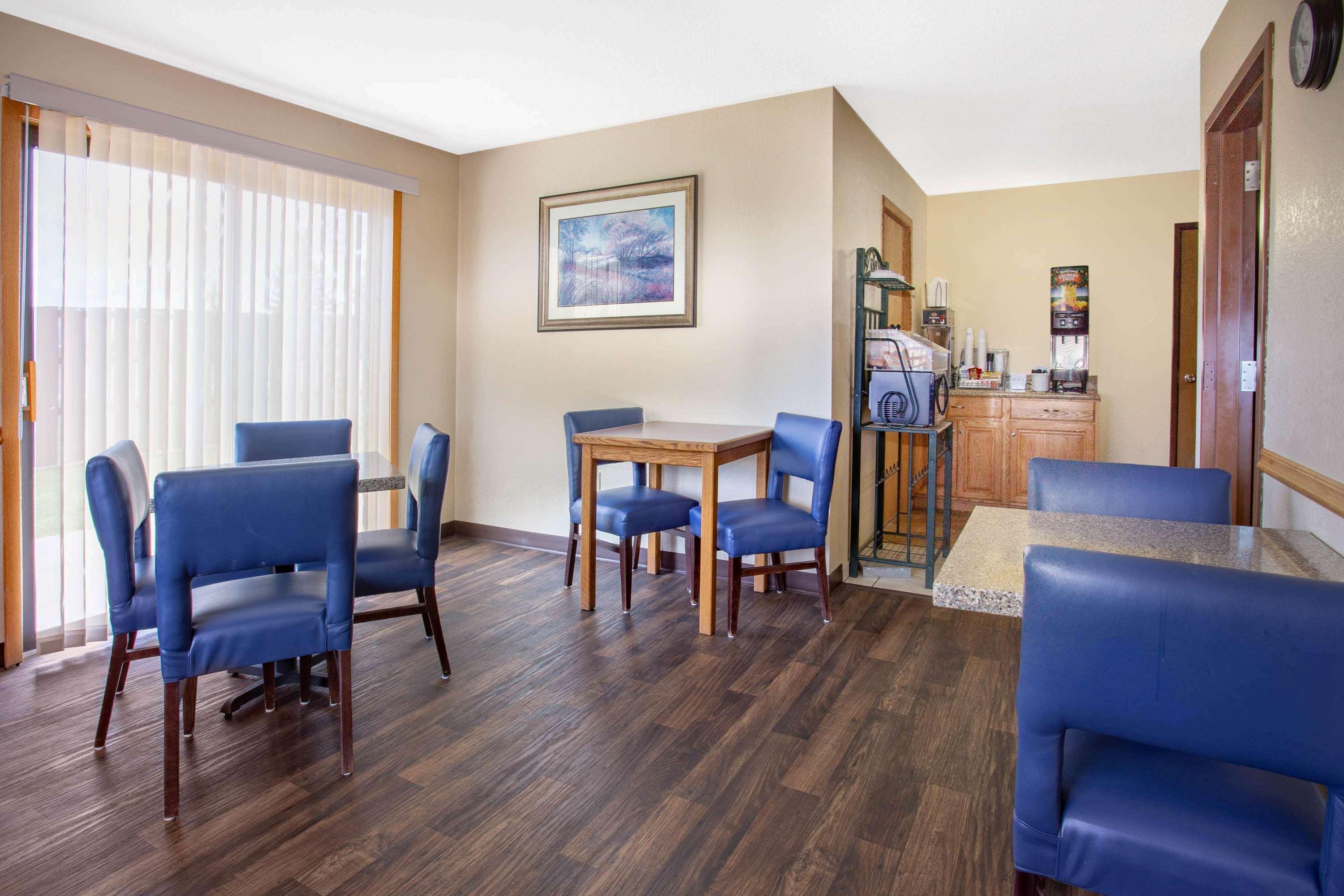 Hotel Super 8 By Wyndham Lewistown Exteriér fotografie